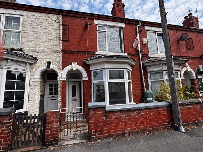 2 Bedroom Property To Rent In Royston Avenue, Bentley, Doncaster, DN5