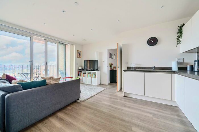 2 Bedroom Flat For Sale In Hawfinch House, Moorhen Drive, West Hendon, NW9