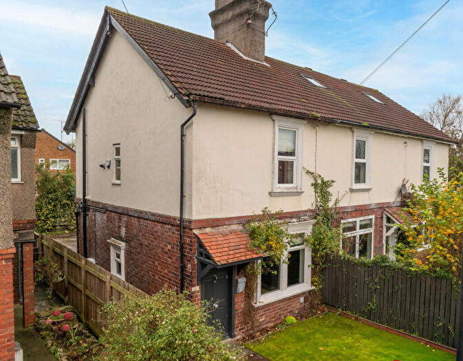 2 Bedroom Semi Detached House For Sale In Station Road, Tadcaster, LS24