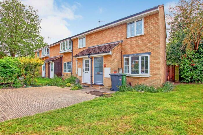 1 Bedroom Semi-Detached House To Rent In St Bedes GdsCambridge, CB1