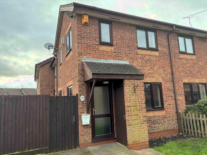 1 Bedroom House To Rent In Kenilworth Drive, Weavers Green, CV11