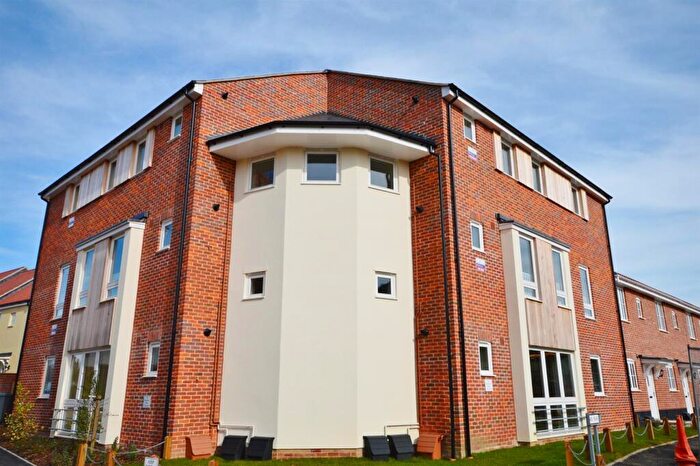 2 Bedroom Apartment For Sale In Warren Avenue, Saxmundham, Suffolk, IP17