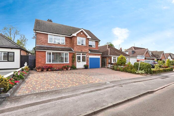 4 Bedroom Detached House For Sale In Wingfield Road, Coleshill, Birmingham, B46