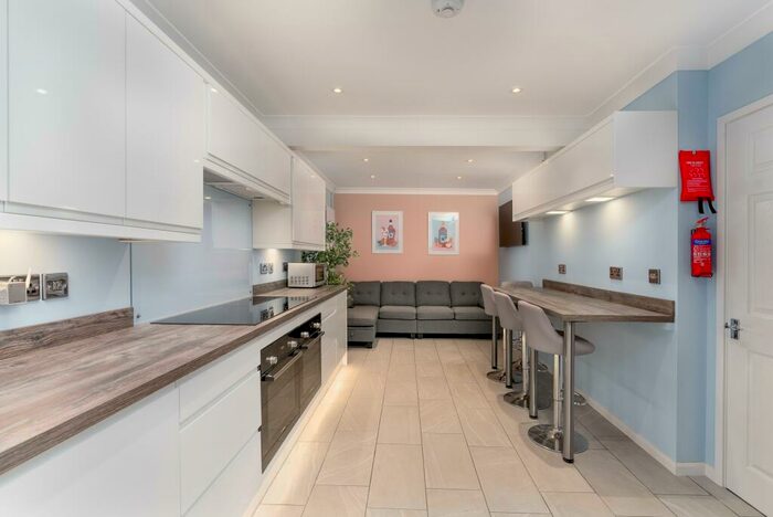 6 Bedroom Terraced House To Rent In Rydal Close, Norwich, NR5