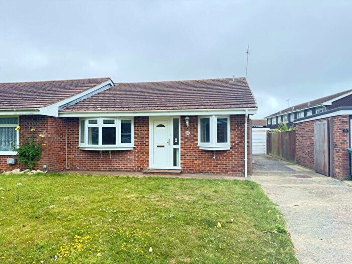 2 Bedroom Bungalow To Rent In Harbour View Road, Pagham, PO21