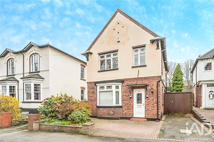 3 Bedroom Detached House For Sale In St. James's Road, Dudley, DY1