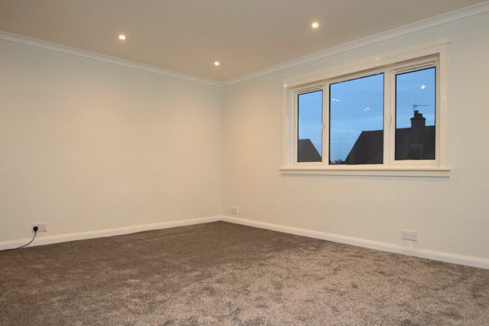 2 Bedroom Flat To Rent In Crum Crescent, Stirling, FK7