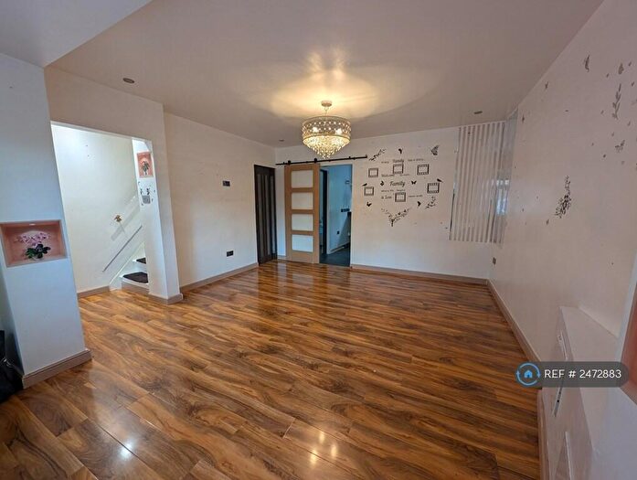 3 Bedroom Terraced House To Rent In Hurstcroft Road, Birmingham, B33