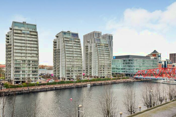 2 Bedroom Flat To Rent In The Quays, Salford, M50