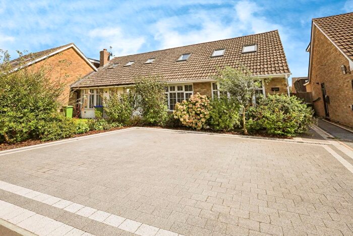 4 Bedroom Bungalow For Sale In Broyle Lane, Ringmer, Lewes, East Sussex, BN8