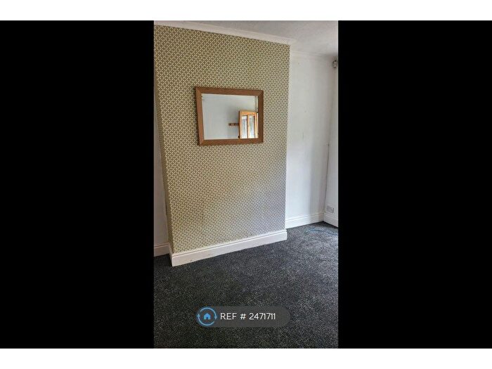 2 Bedroom Terraced House To Rent In Newsfield Avenue, Hull, HU5