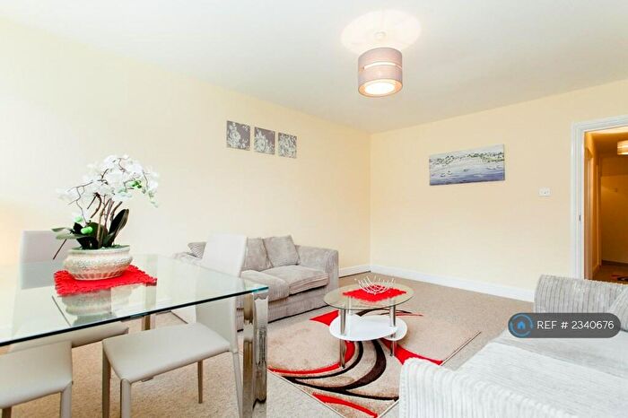 2 Bedroom Flat To Rent In High Road, London, N15