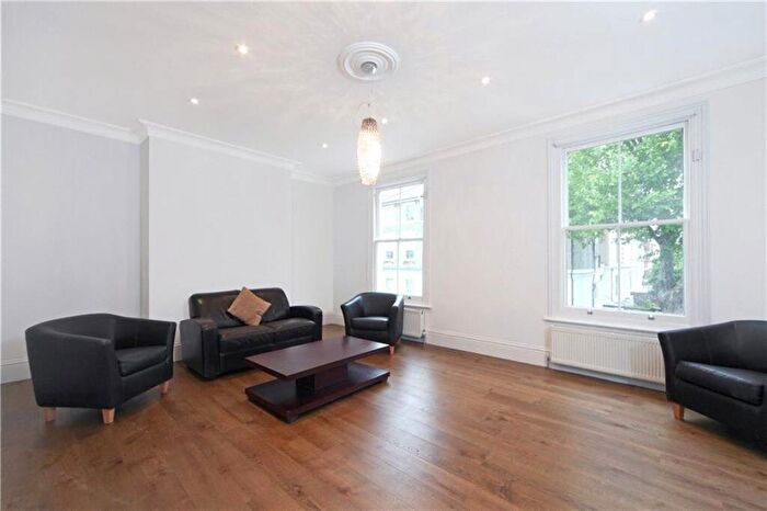 3 Bedroom Flat To Rent In Edith Terrace, London, SW10