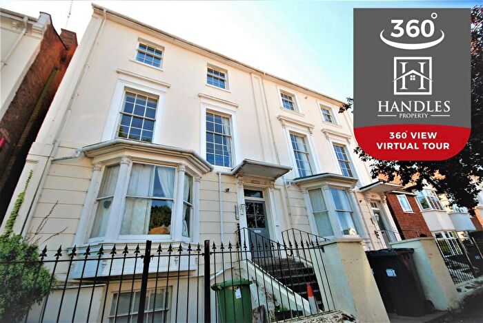 2 Bedroom Apartment To Rent In , Leam Terrace, Leamington Spa, CV31