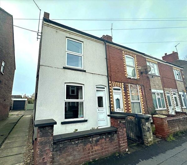 2 Bedroom Town House To Rent In Victoria Road, Scunthorpe, DN16