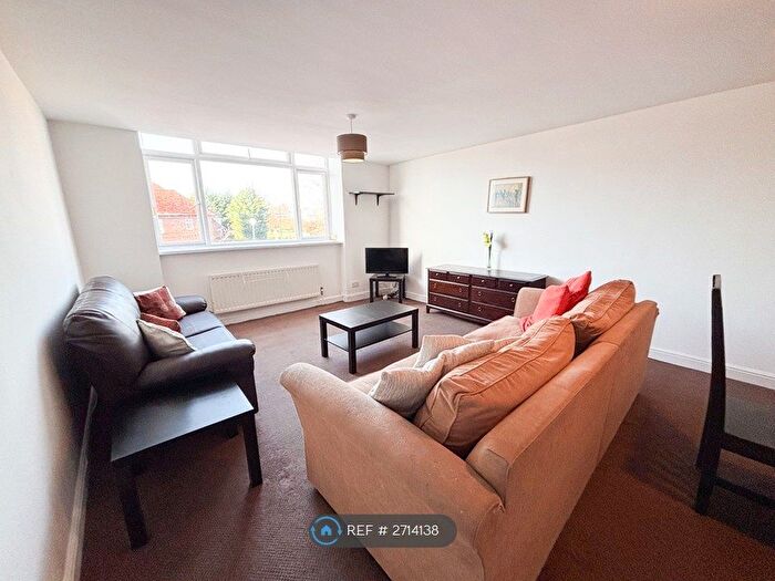 3 Bedroom Maisonette To Rent In Benton Road, Newcastle Upon Tyne, NE7
