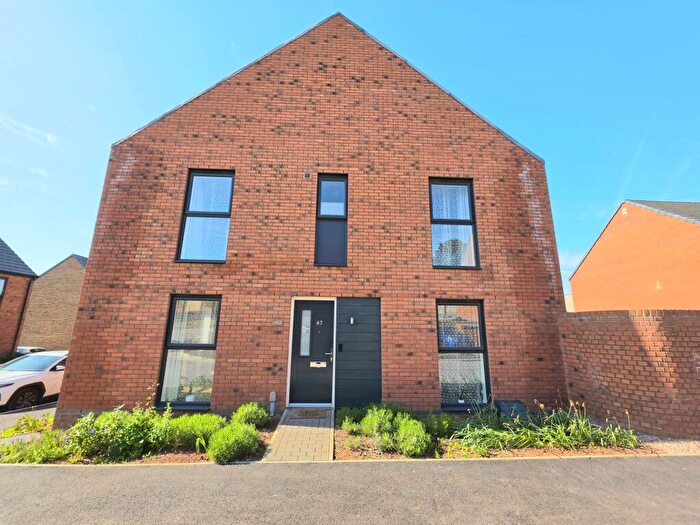 3 Bedroom Semi Detached House For Sale In Quarry Heights, Exeter, EX4