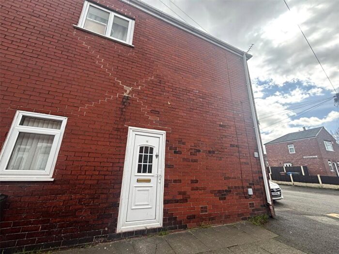2 Bedroom Apartment To Rent In Elizabeth Street, Swinton, Manchester, M27
