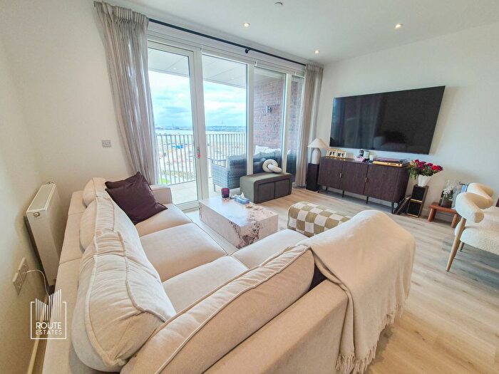 1 Bedroom Flat To Rent In Mulberry Circus, Barking, IG11