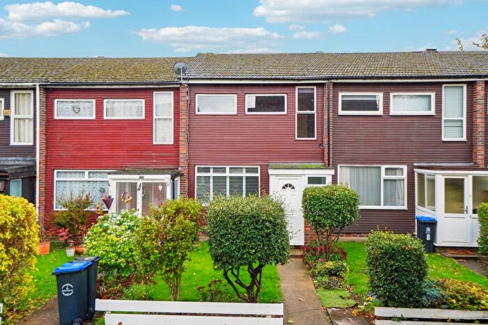 3 Bedroom Terraced House For Sale In Keensacre, Iver Heath, SL0