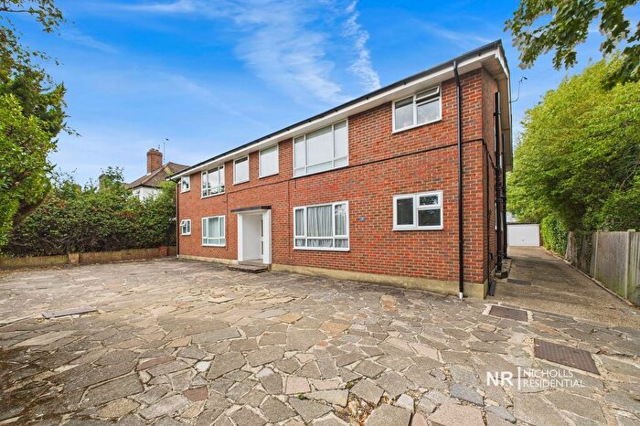 Studio For Sale In London Road, North Cheam, Surrey., SM3