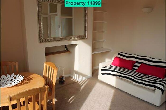 2 Bedroom Flat To Rent In Chichelle Mansions, Chichelle Road, London, NW2