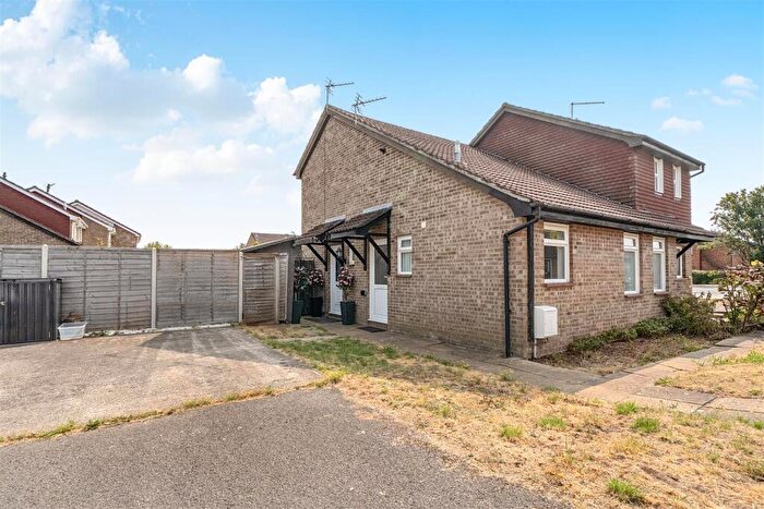 Bungalow For Sale In Ravenswood, Longwell Green, Bristol, BS30