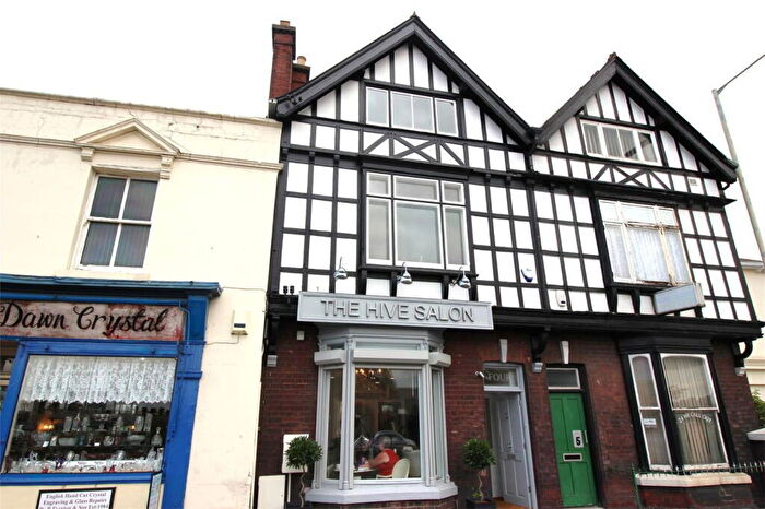 1 Bedroom Flat For Sale In High Street, Amblecote, Stourbridge, DY8