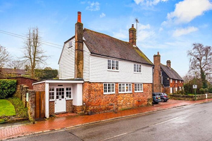 3 Bedroom Detached House For Sale In Lewes Road, Lindfield, West Sussex, RH16
