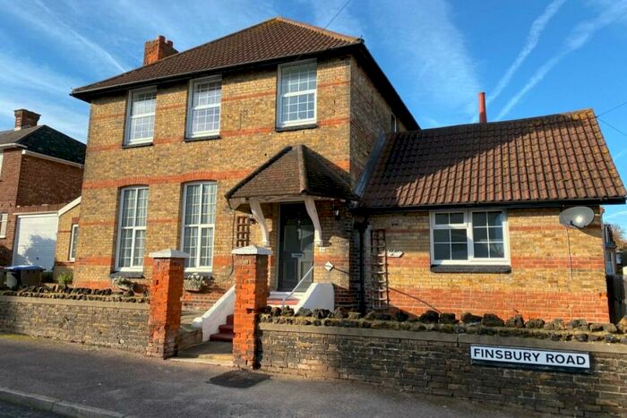 2 Bedroom Maisonette To Rent In Finsbury Road, Ramsgate, Kent, CT11