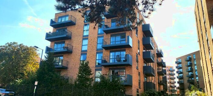 3 Bedroom Flat To Rent In Grove Court, Lyon Road, Harrow, HA1