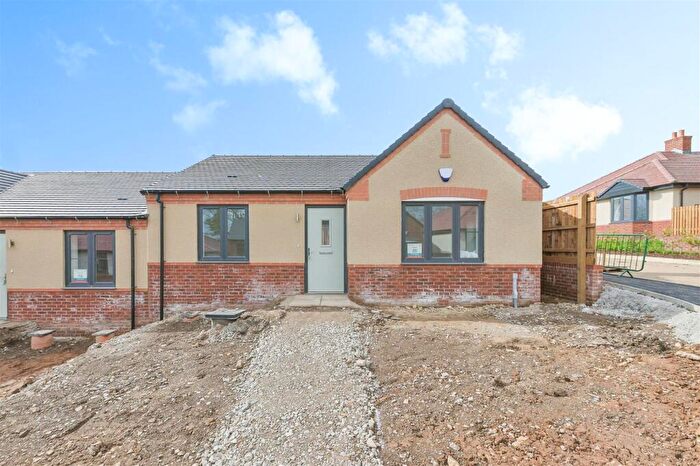 2 Bedroom Semi-Detached Bungalow For Sale In Forest Road, Coalville, LE67