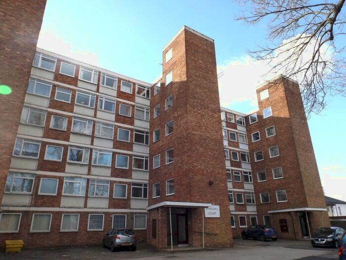 2 Bedroom Flat To Rent In Sutton Road, Walsall, WS1
