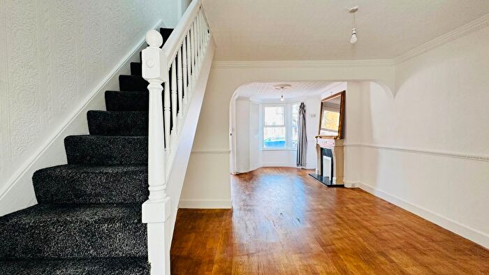 2 Bedroom Terraced House To Rent In Humberstone Road, Plaistow, E13