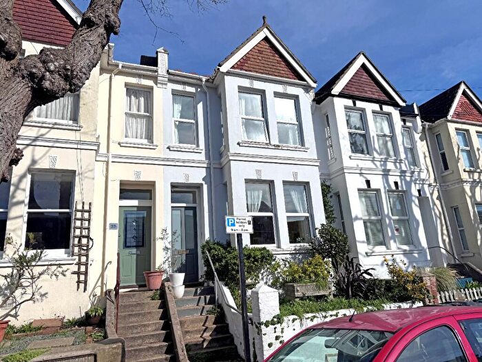 3 Bedroom Terraced House For Sale In Hythe Road, BN1