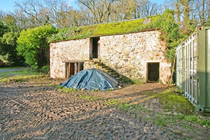 2 Bedroom Barn Conversion For Sale In Gwinear Road, Connor Downs, Hayle, Cornwall, TR27