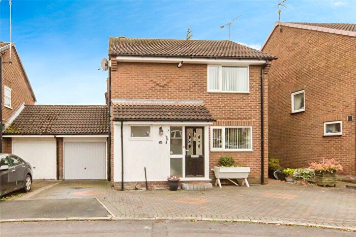 3 Bedroom Detached House For Sale In Nevis Drive, Crewe, Cheshire, CW2