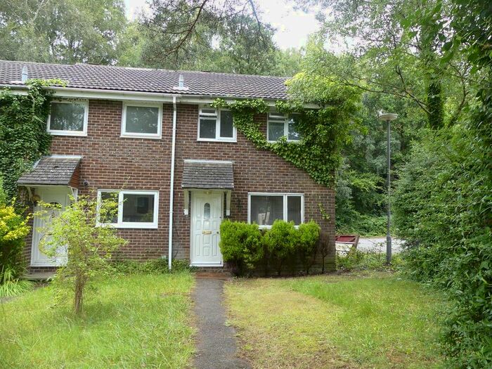 2 Bedroom End Of Terrace House To Rent In Sandpiper Road, Southampton, SO16
