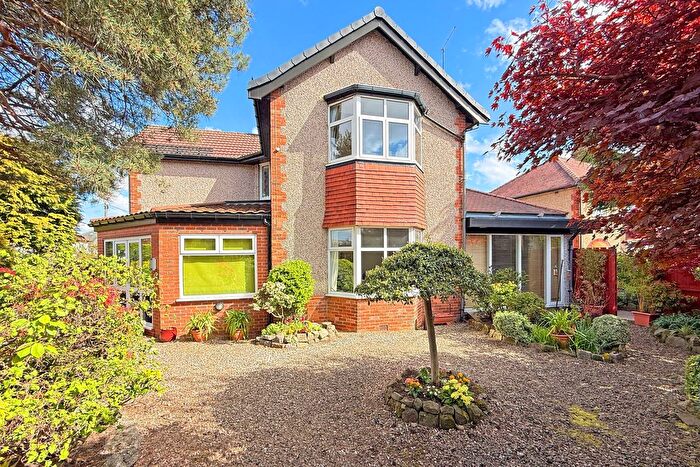 5 Bedroom Detached House For Sale In Chelmsford Road, Harrogate, HG1