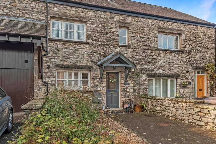 4 Bedroom Terraced House For Sale In Parsonage Fold, Beetham, LA7