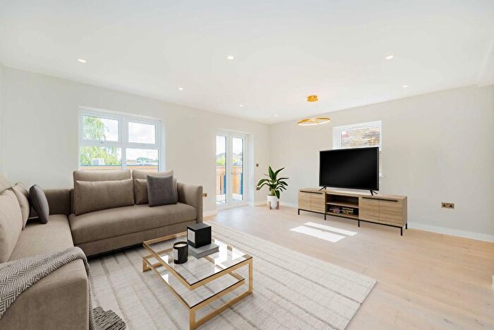 1 Bedroom Flat For Sale In The Broadway, Wimbledon, SW19