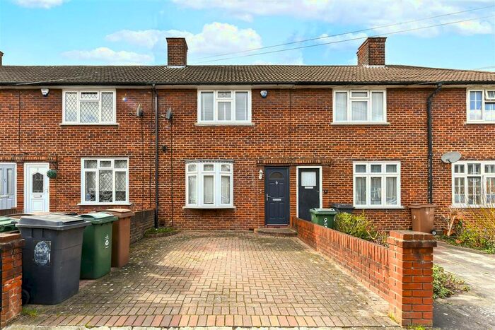 2 Bedroom Terraced House To Rent In Arbor Road, London, E4