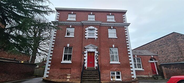 2 Bedroom Flat To Rent In West Street, Congleton, CW12