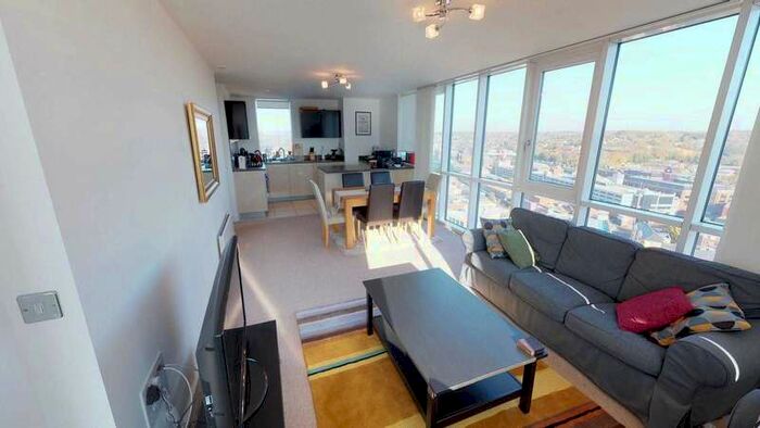 2 Bedroom Apartment To Rent In Kd Tower, Cotterells, HP1