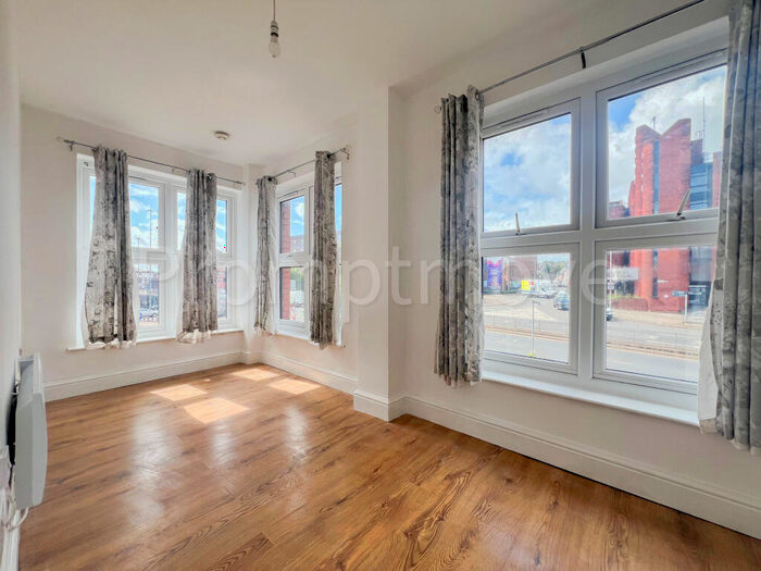 2 Bedroom Flat To Rent In King Street Luton, LU1