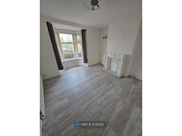 3 Bedroom End Terrace House To Rent In Cambridge Street, Rotherham, S65