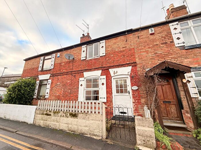 2 Bedroom House To Rent In Park Lane, Littleover, Derby, DE23