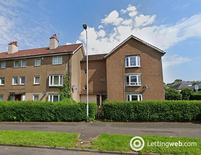3 Bedroom Flat To Rent In / Fairway Avenue, Paisley, PA2