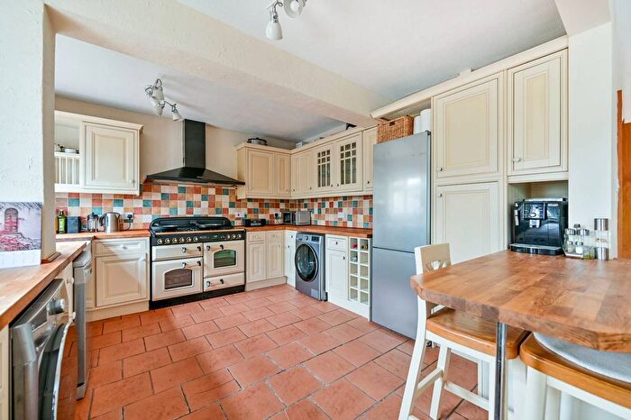 5 Bedroom Semi-detached House For Sale In Waverley Avenue, Whitton, Twickenham, TW2