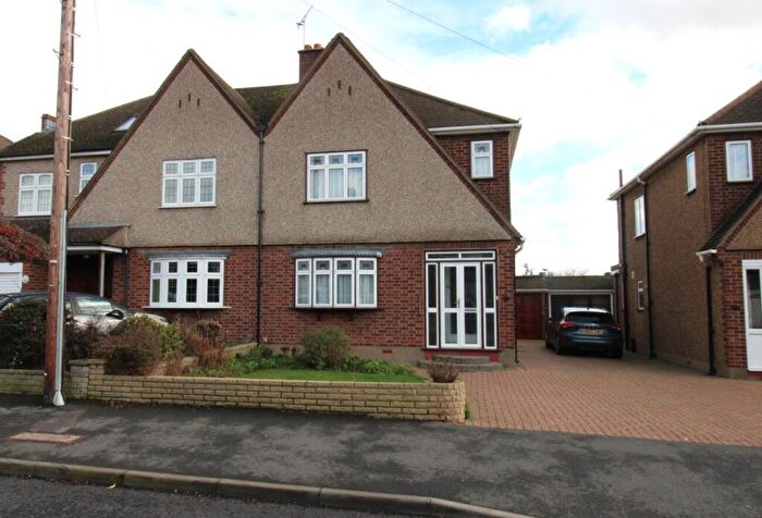 3 Bedroom Semi Detached House For Sale In Marlborough Gardens, Upminster, Essex, RM14